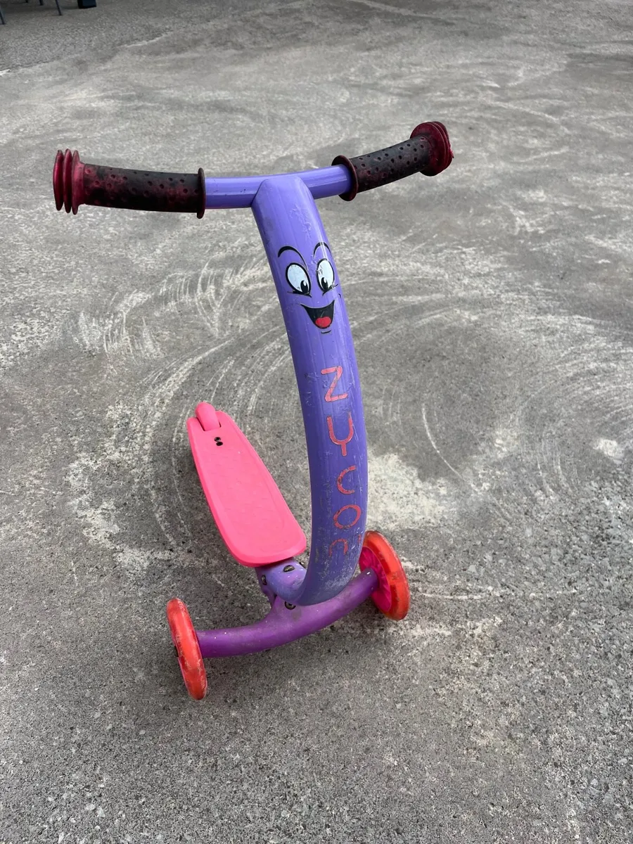 Scooter, motorbike, car - Image 4