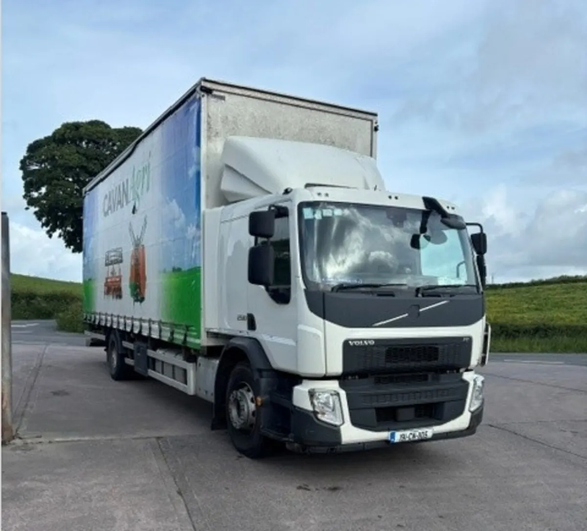 2019 Volvo FE 4x2 Rigid Curtain Sider - Image 1