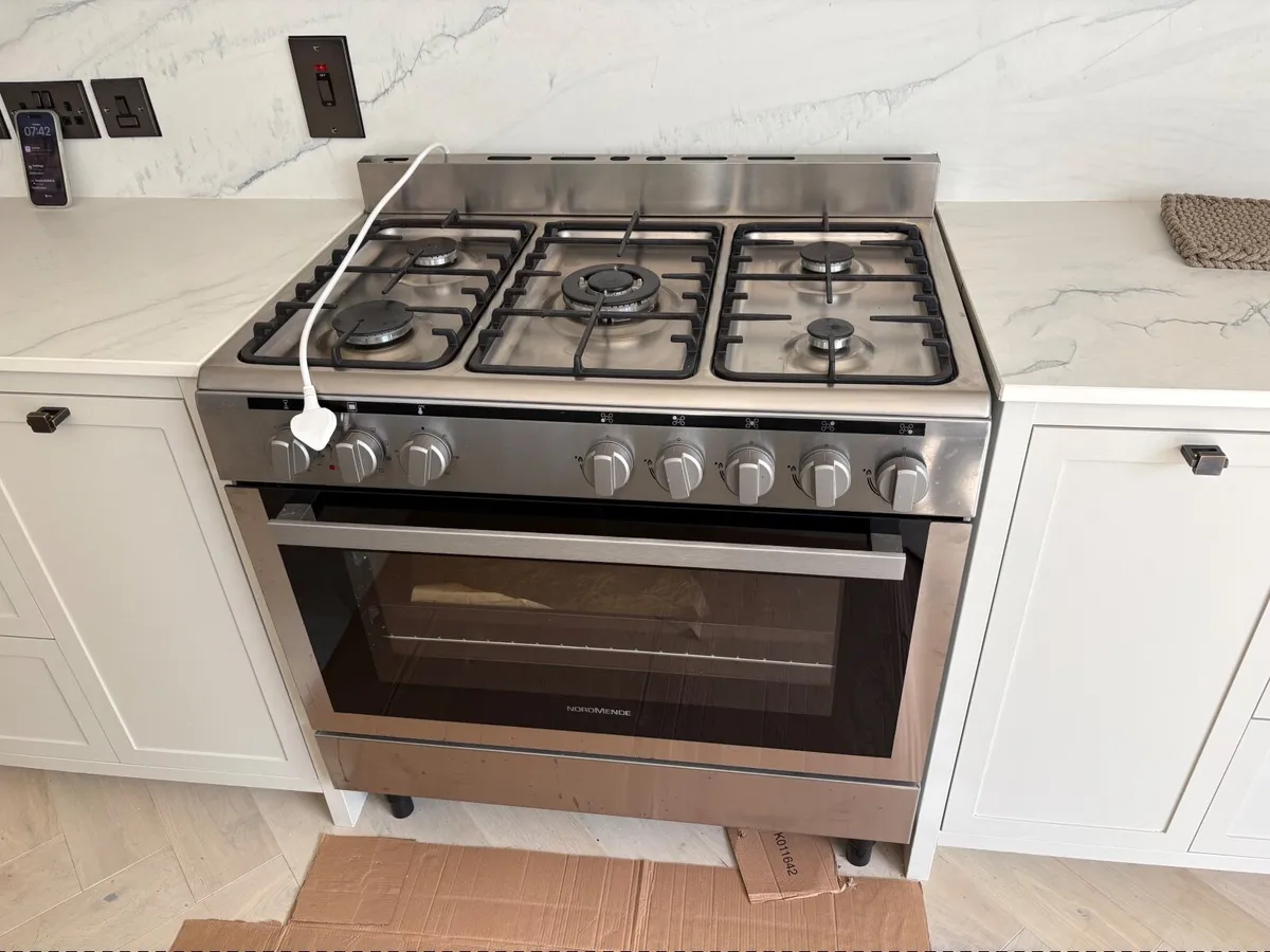 Range cooker Nordmende 90cm - Image 1