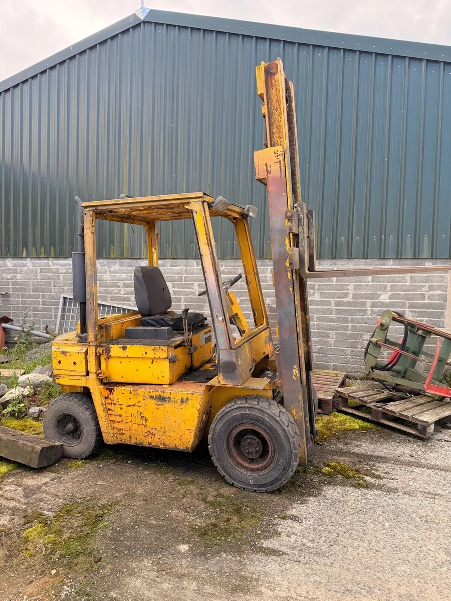 Lancerboss forklift  Perkins engine - Image 1