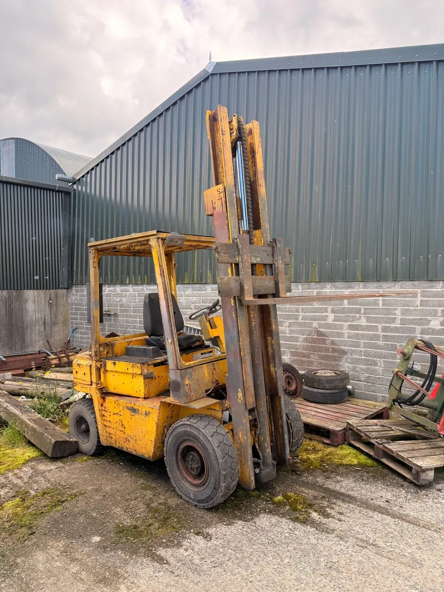 Lancerboss forklift  Perkins engine - Image 2