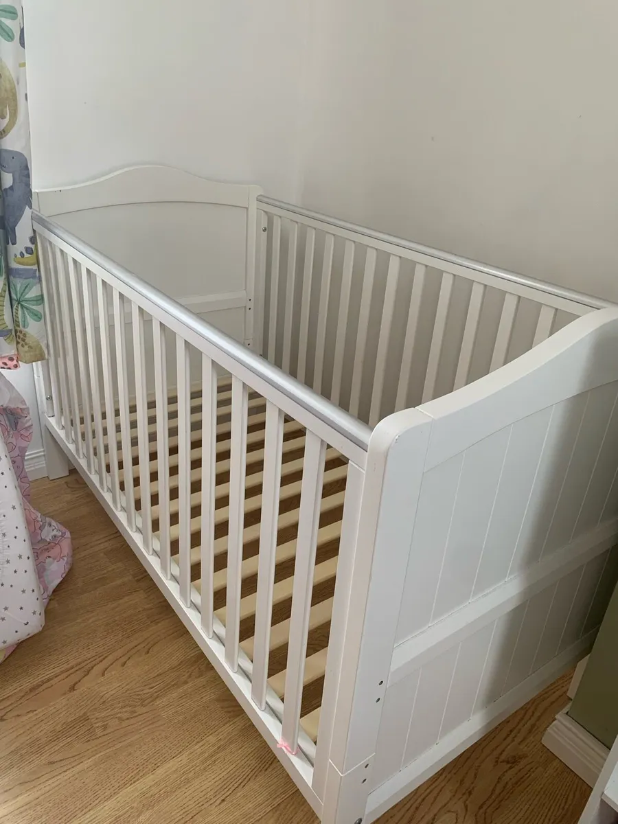 Babylo Ella cot bed - Image 3