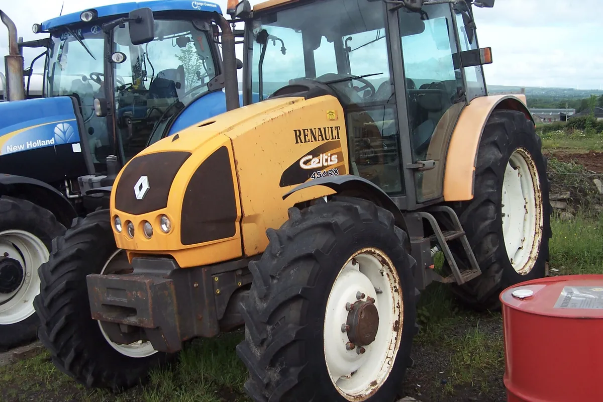 2004 Renault Celtis 456 RX - Image 1
