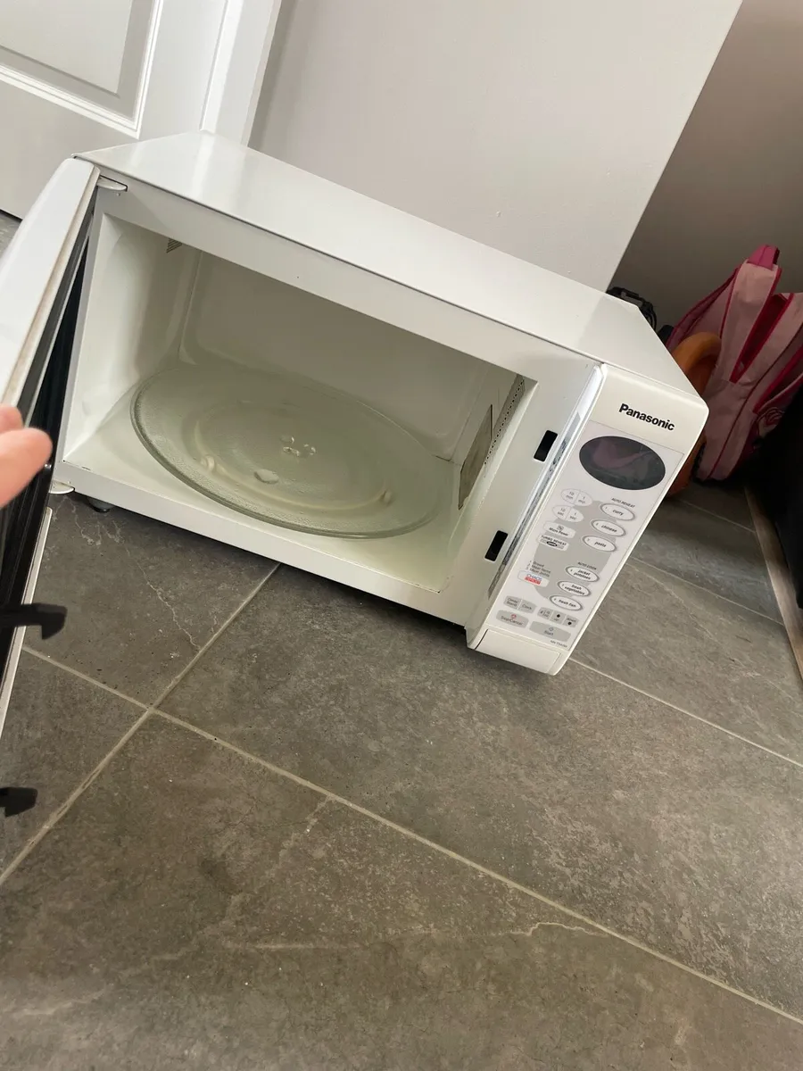 Microwave - Image 4