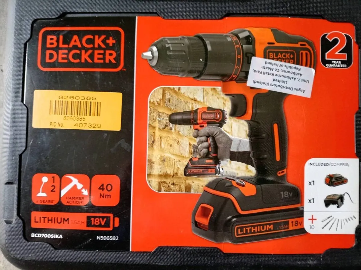 Black and Decker Drill with hammer action - Image 1