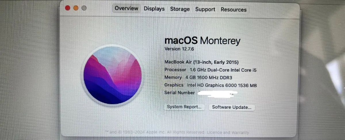 Apple MacBook Air 13” 256GB SSD + Accessories - Image 4