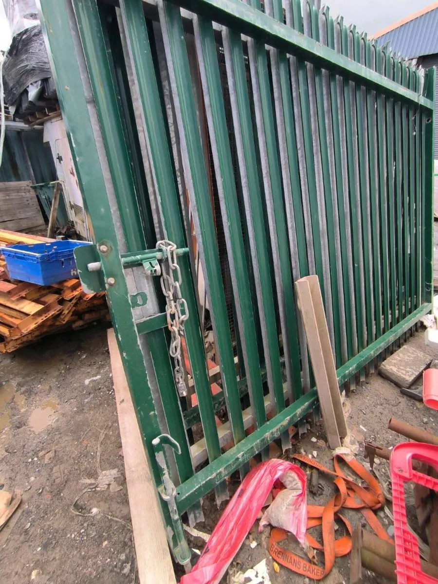 Gates Palisade fencing powder coated galvanised - Image 1