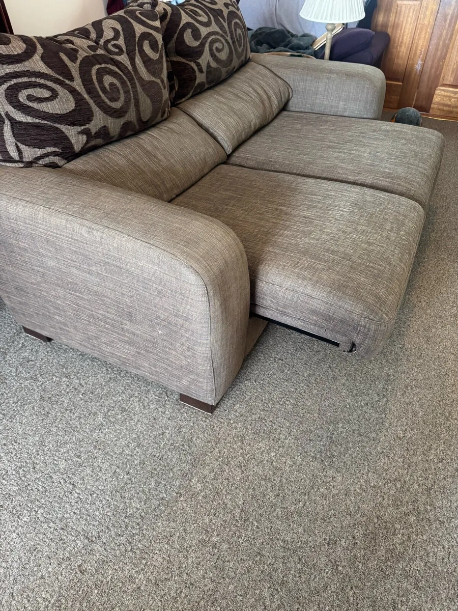 Couch 2 seater - Image 3
