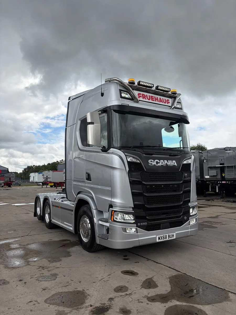 Scania S650 V8 - Image 1