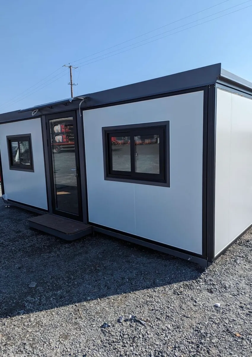 Standalone office unit - Image 1