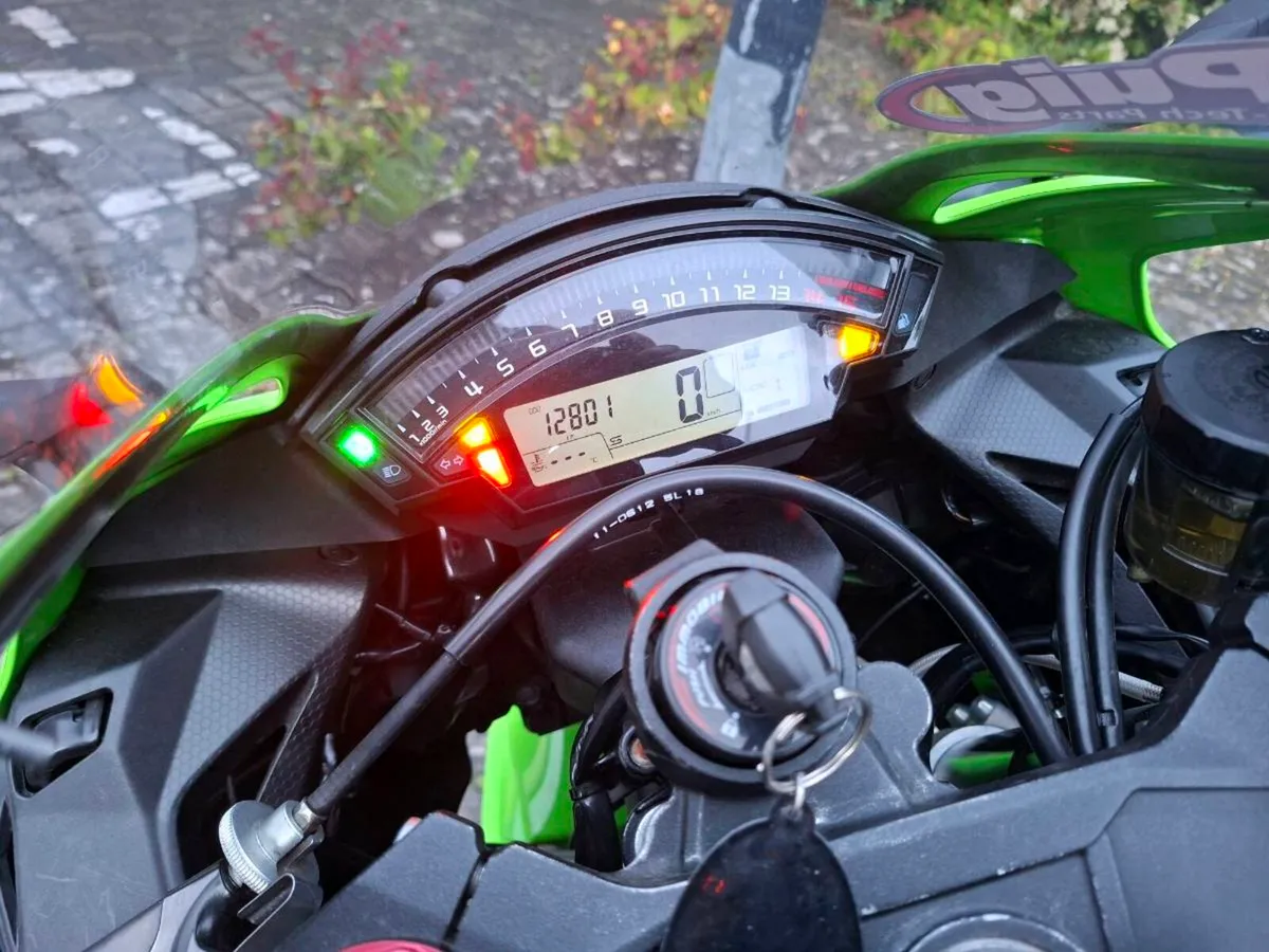Kawasaki zx10r - Image 2