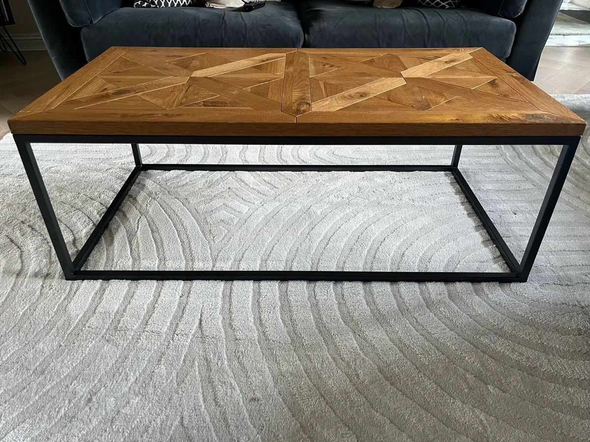 Wooden coffee table - Image 2