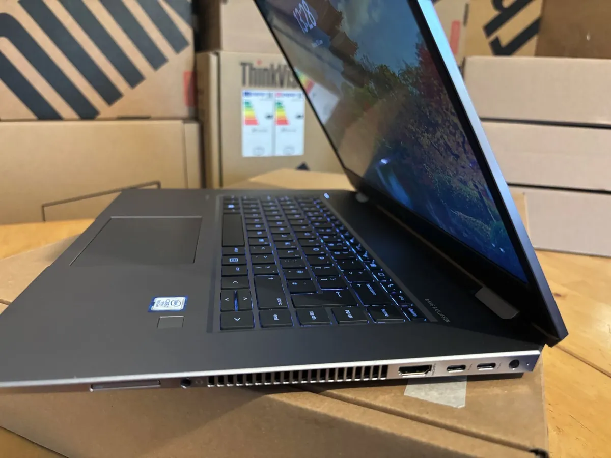 HP zBook Studio Workstation Laptops-i7-32gb-Delive - Image 4