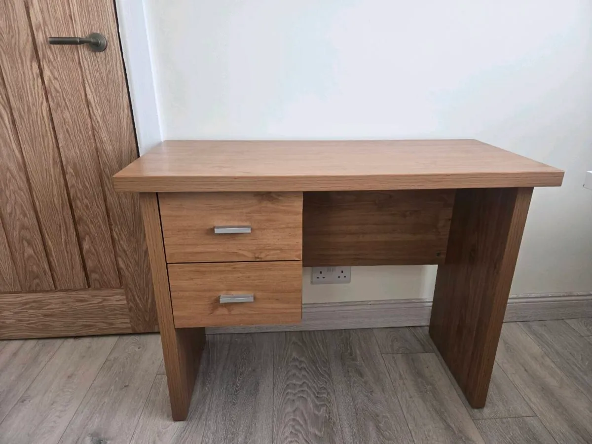 Computer Desk - Image 2