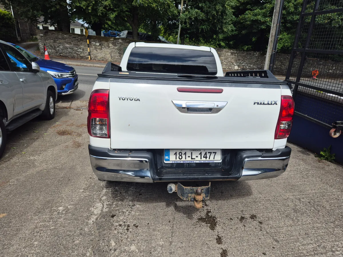 Toyota Hilux 2018 - Image 3