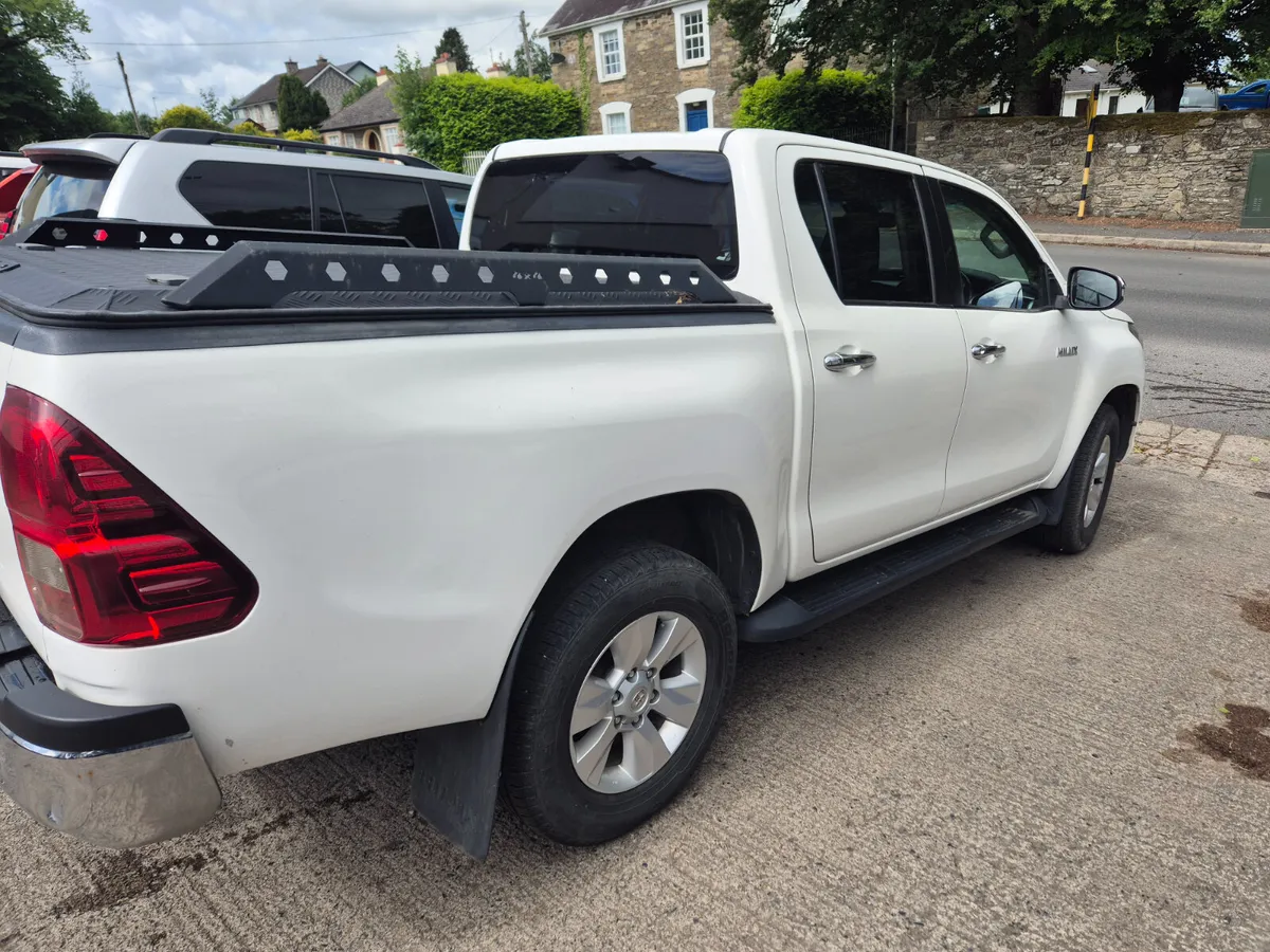 Toyota Hilux 2018 - Image 4