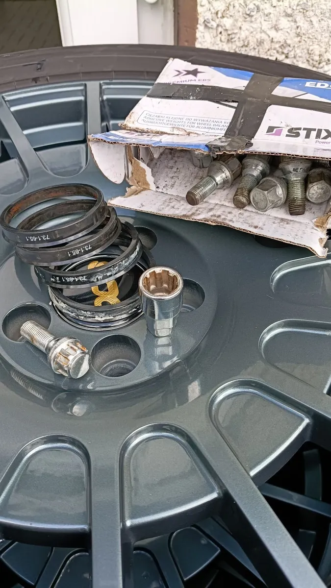 5x108 18" Van Alloys - Image 3