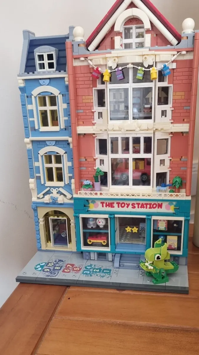 Lego - Image 1