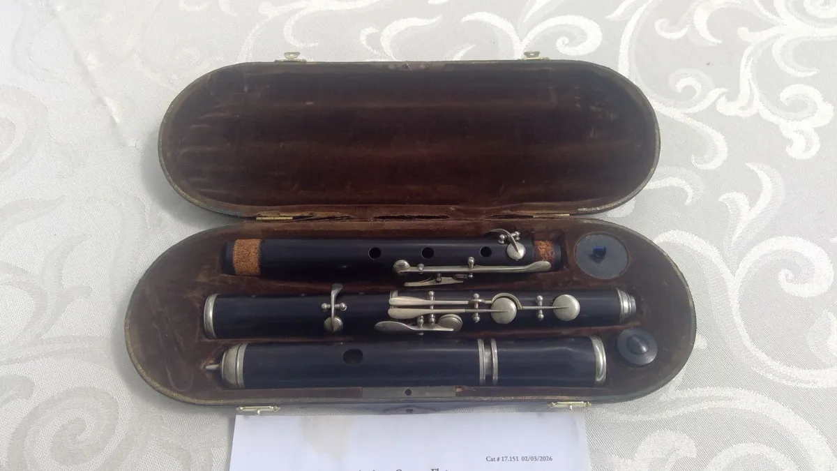 Traditional flute.  Antique Nach Meyer - Image 1