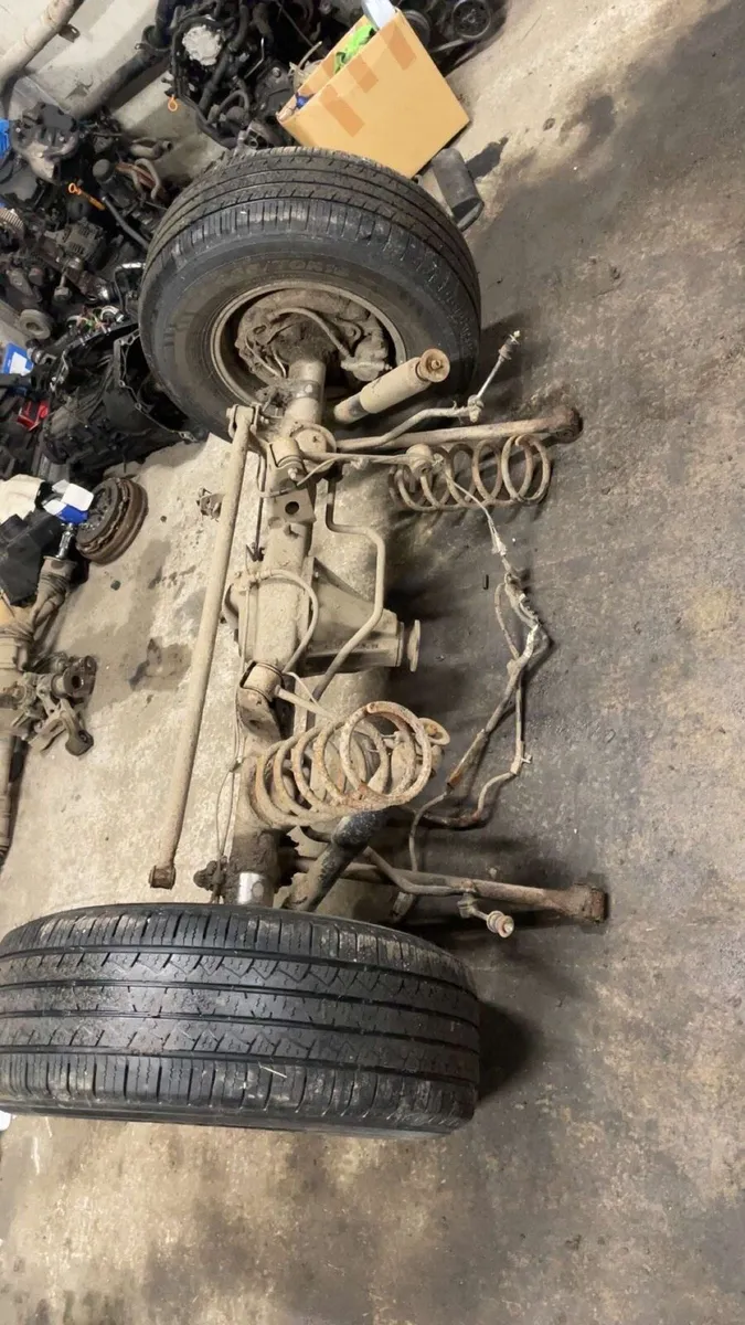 01 Landcruiser parts - Image 3