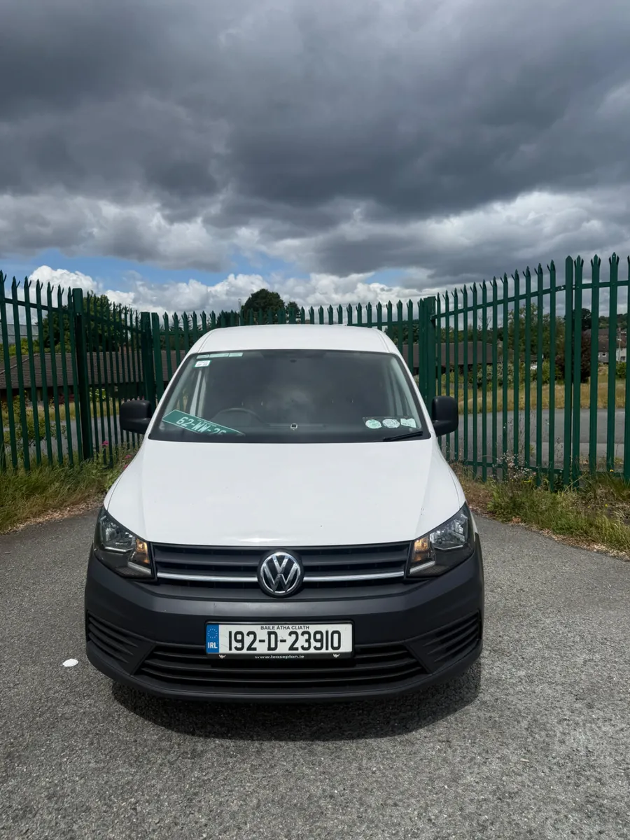 Volkswagen Caddy 2019 Maxi INCLUDES VAT - Image 2