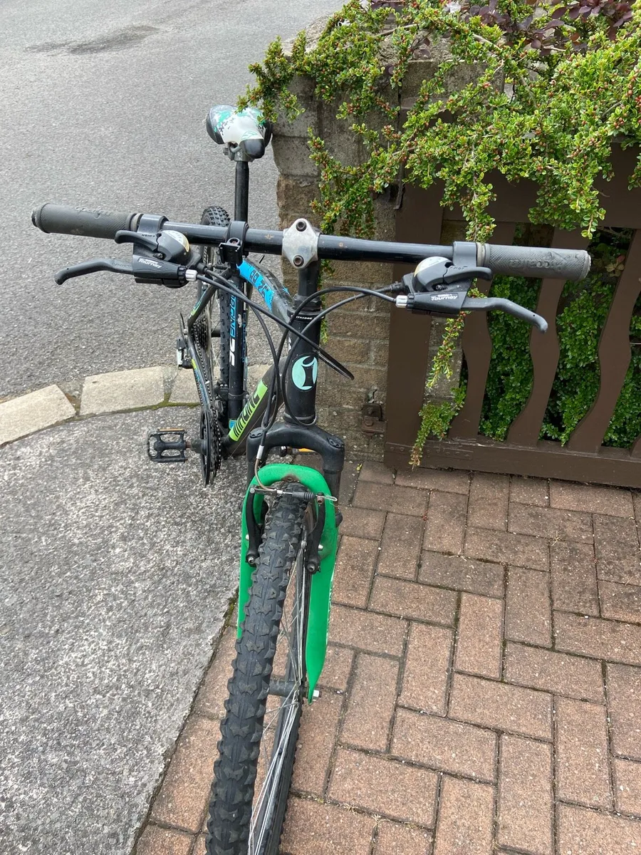 Mountain. Bike - Image 3