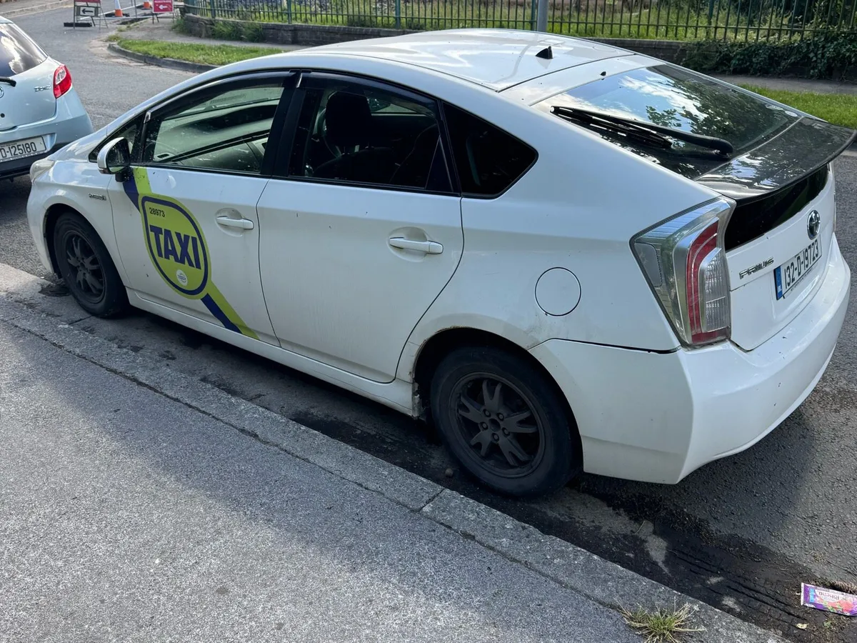 TOYOTA PRIUS 2013 - Image 4
