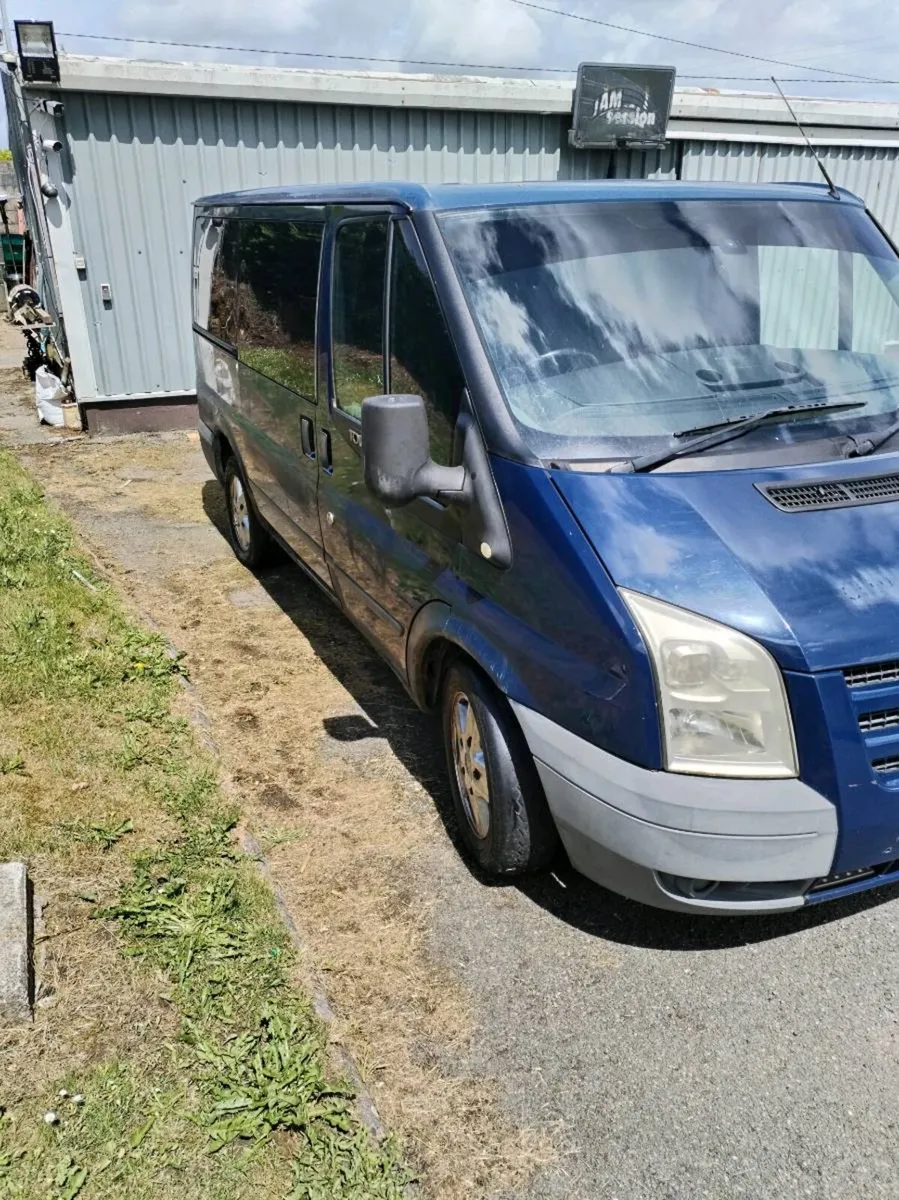 Ford tourneo minibus - Image 3