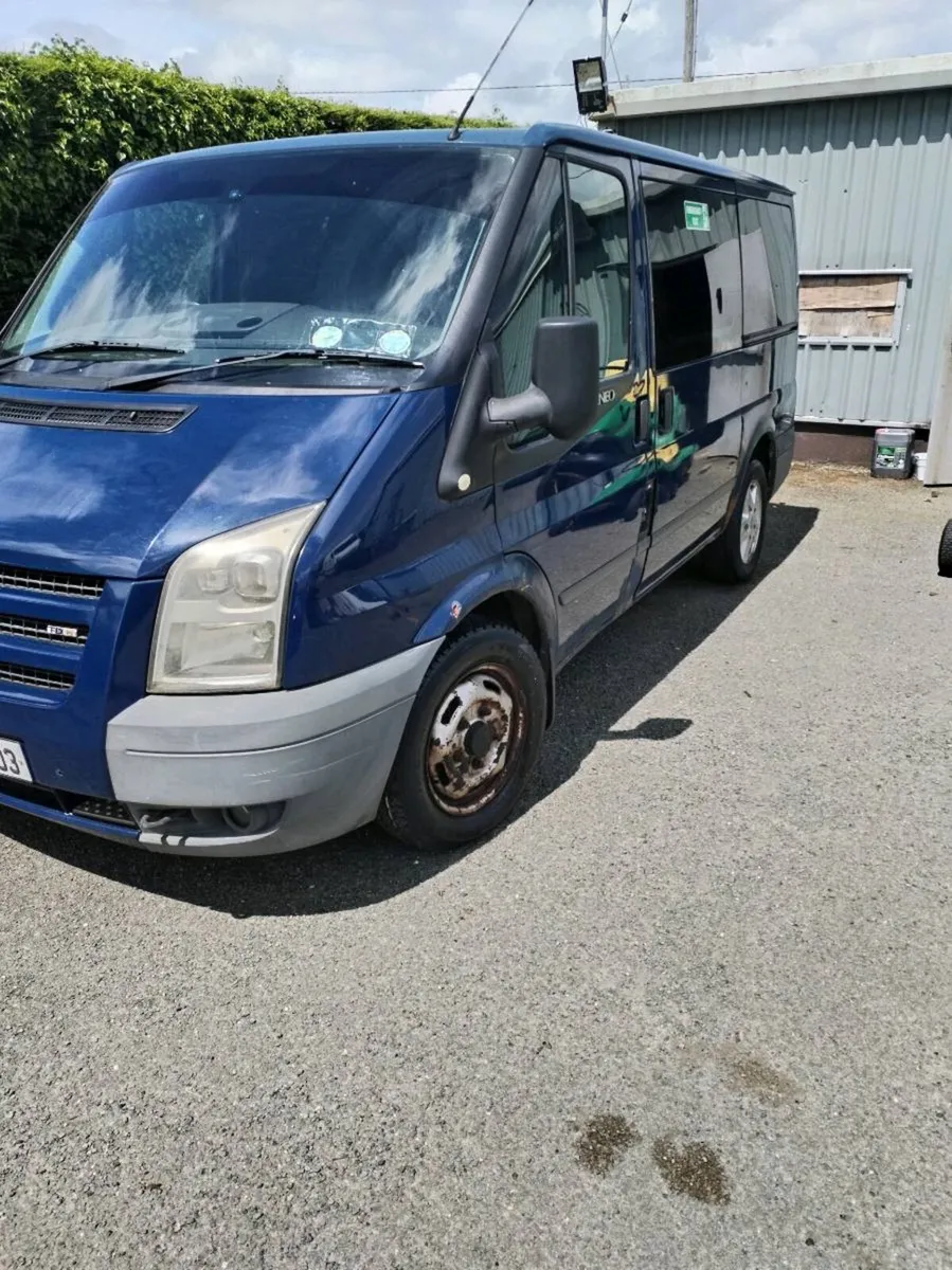 Ford tourneo minibus - Image 4