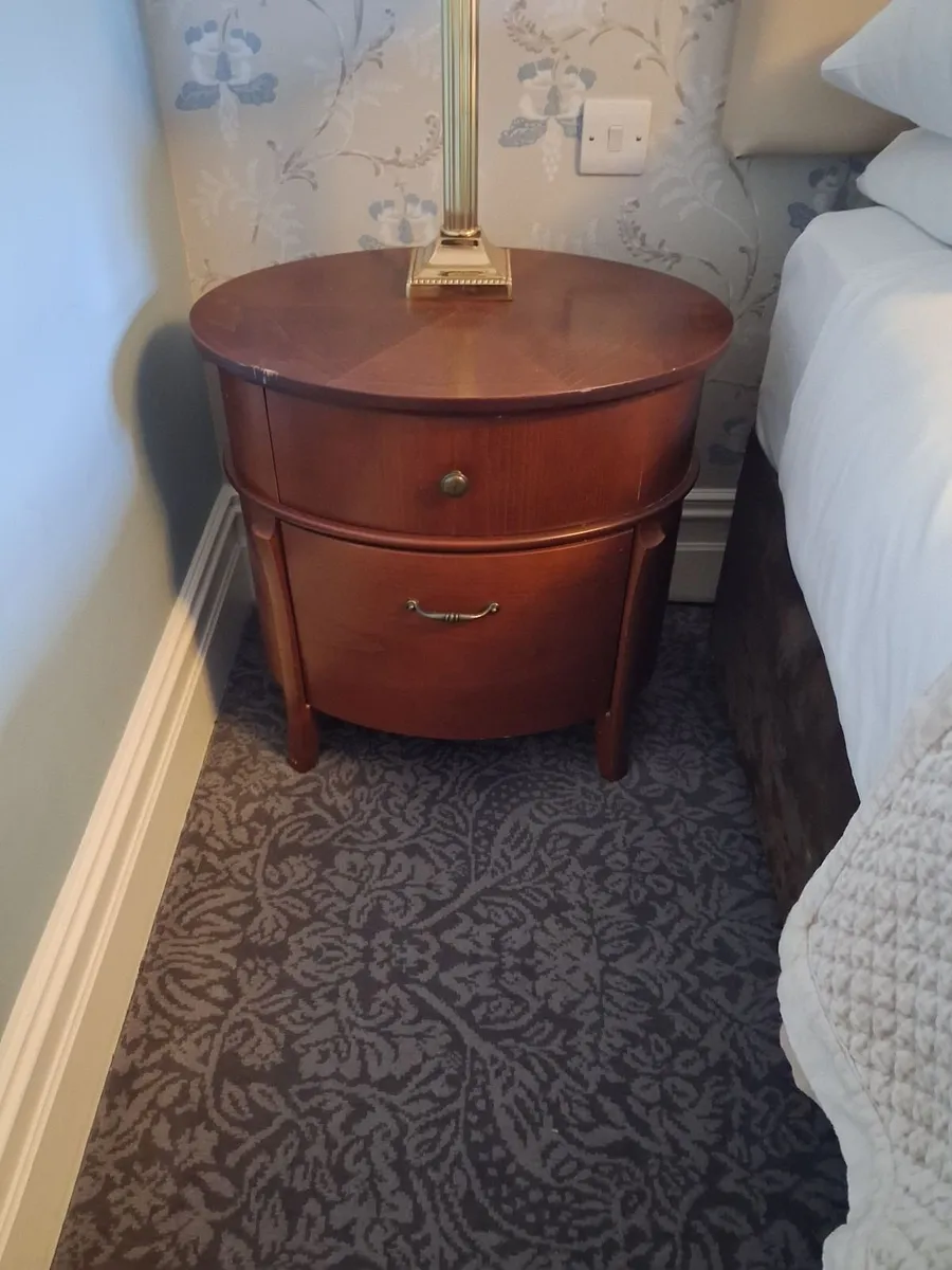 Hotel furniture - Image 3