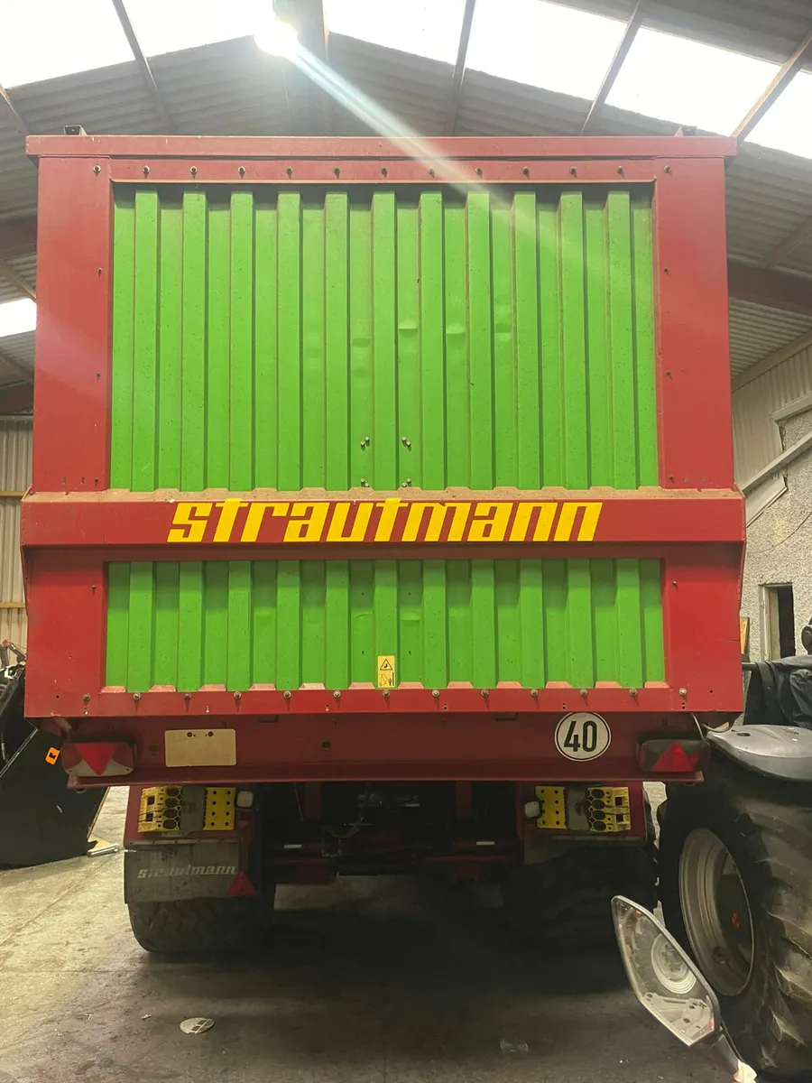 2014 Strautmann 3601 Giga Vitesse silage wagon - Image 4