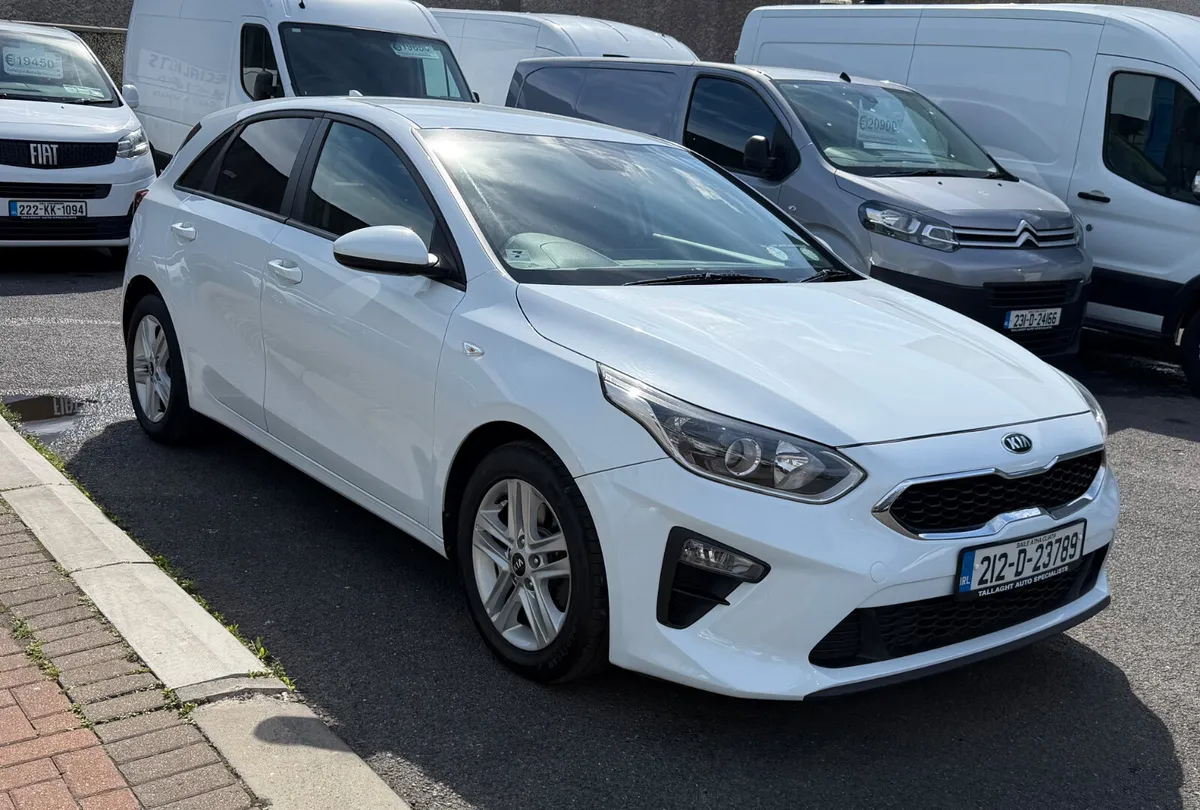 2021 Kia Ceed 98,000km Commercial - Image 1