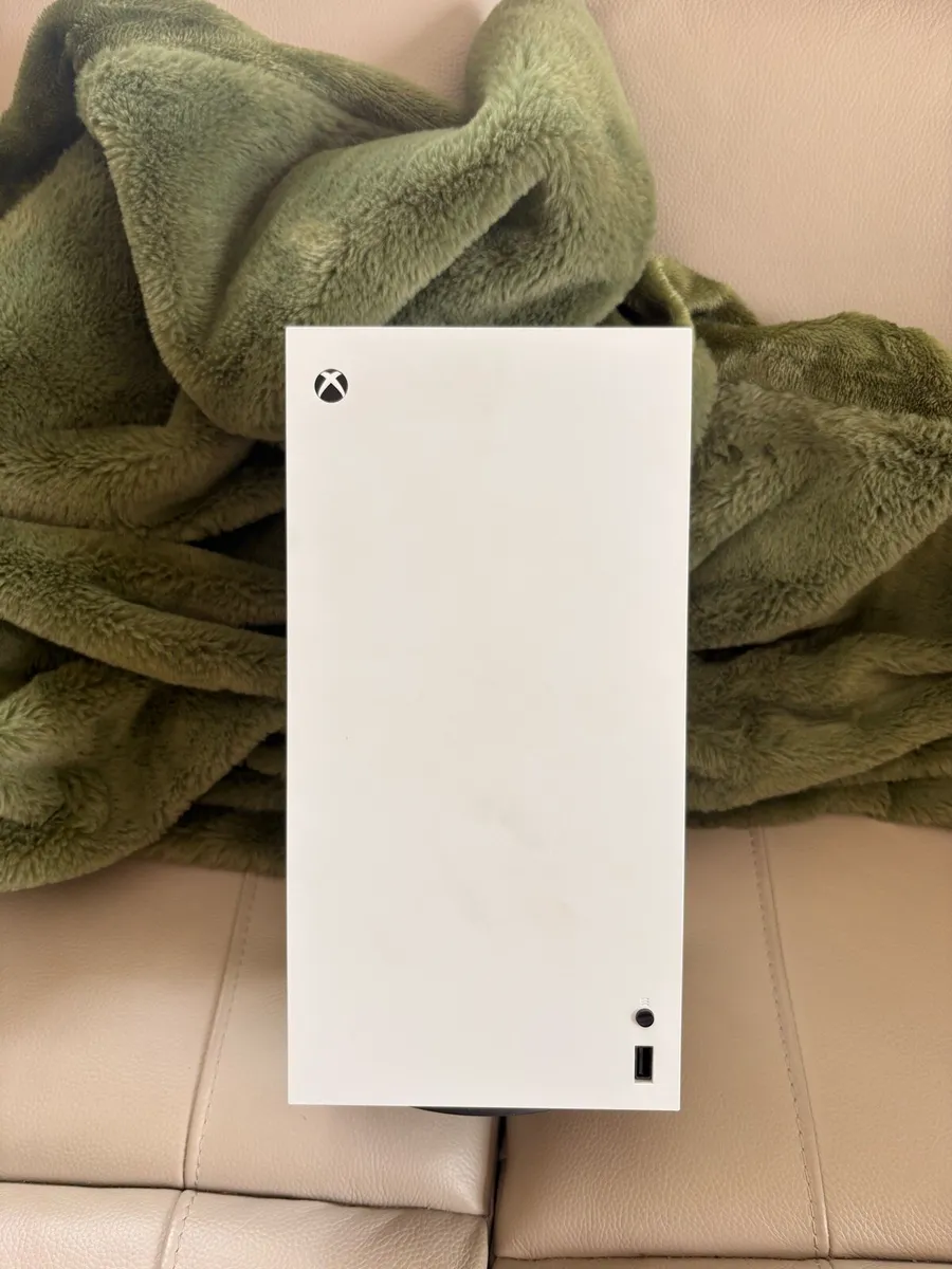 Xbox series X - Image 1