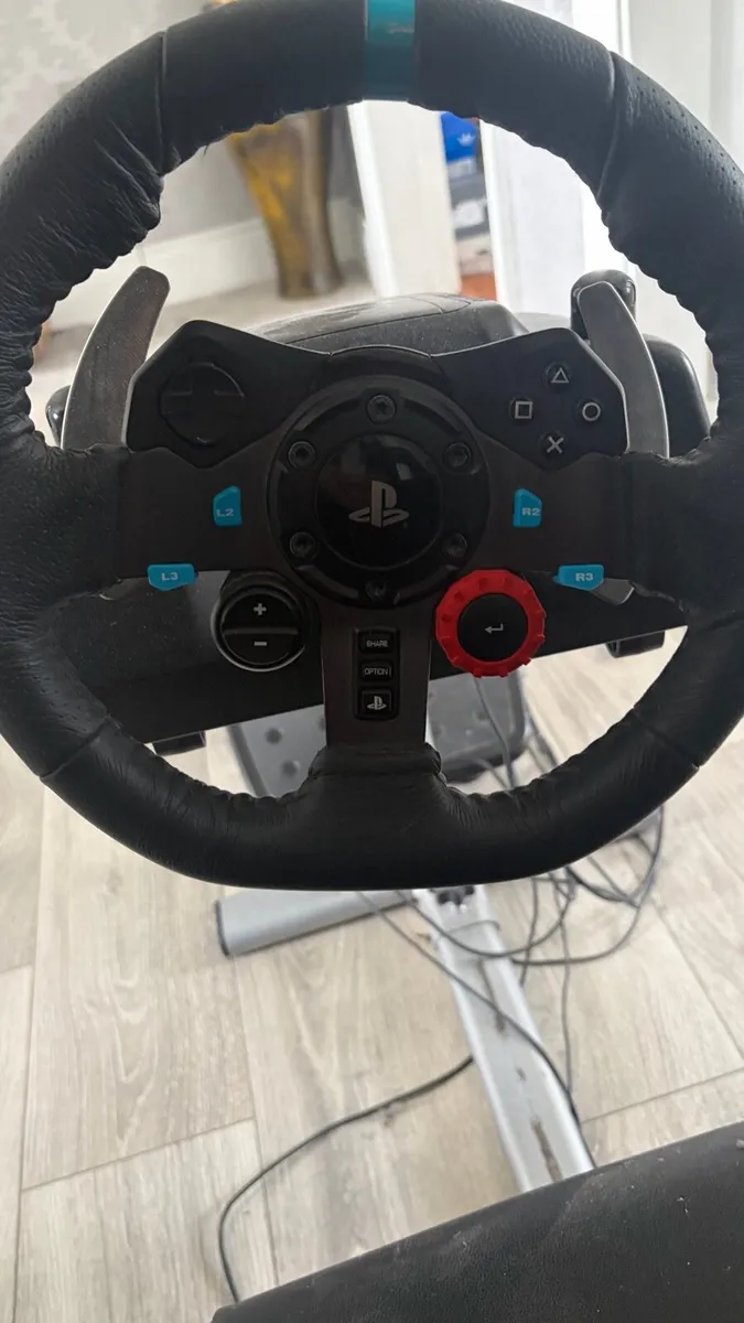 Logitech steering wheel and play seat - Image 2