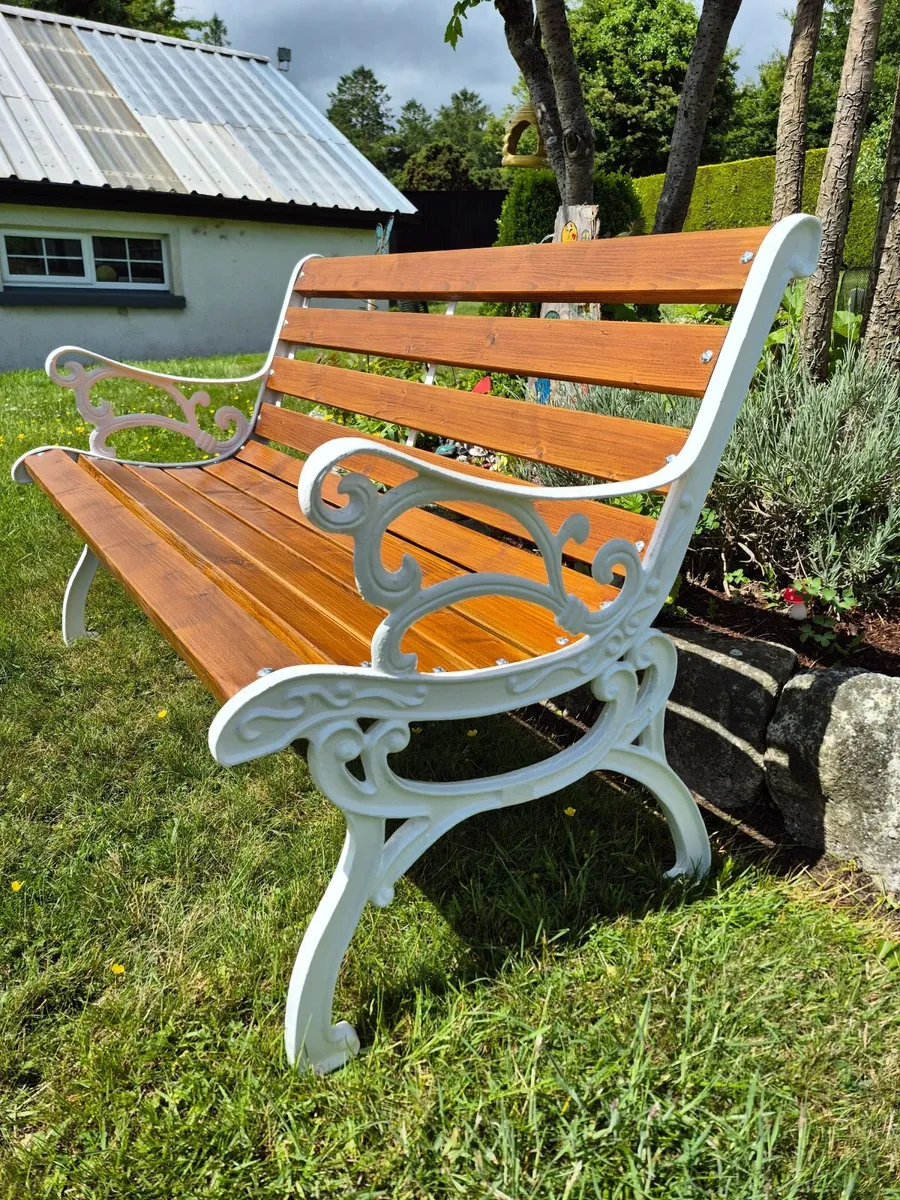 Cast iron Garden bench - Image 2
