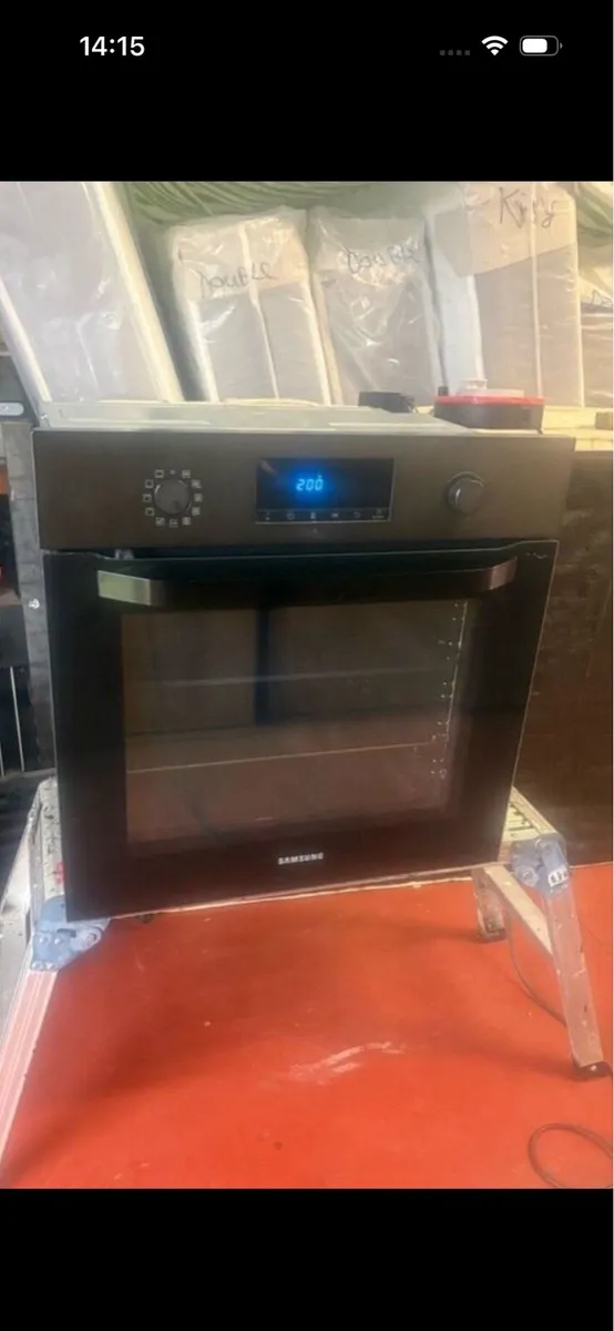 Samsung single oven - Image 1