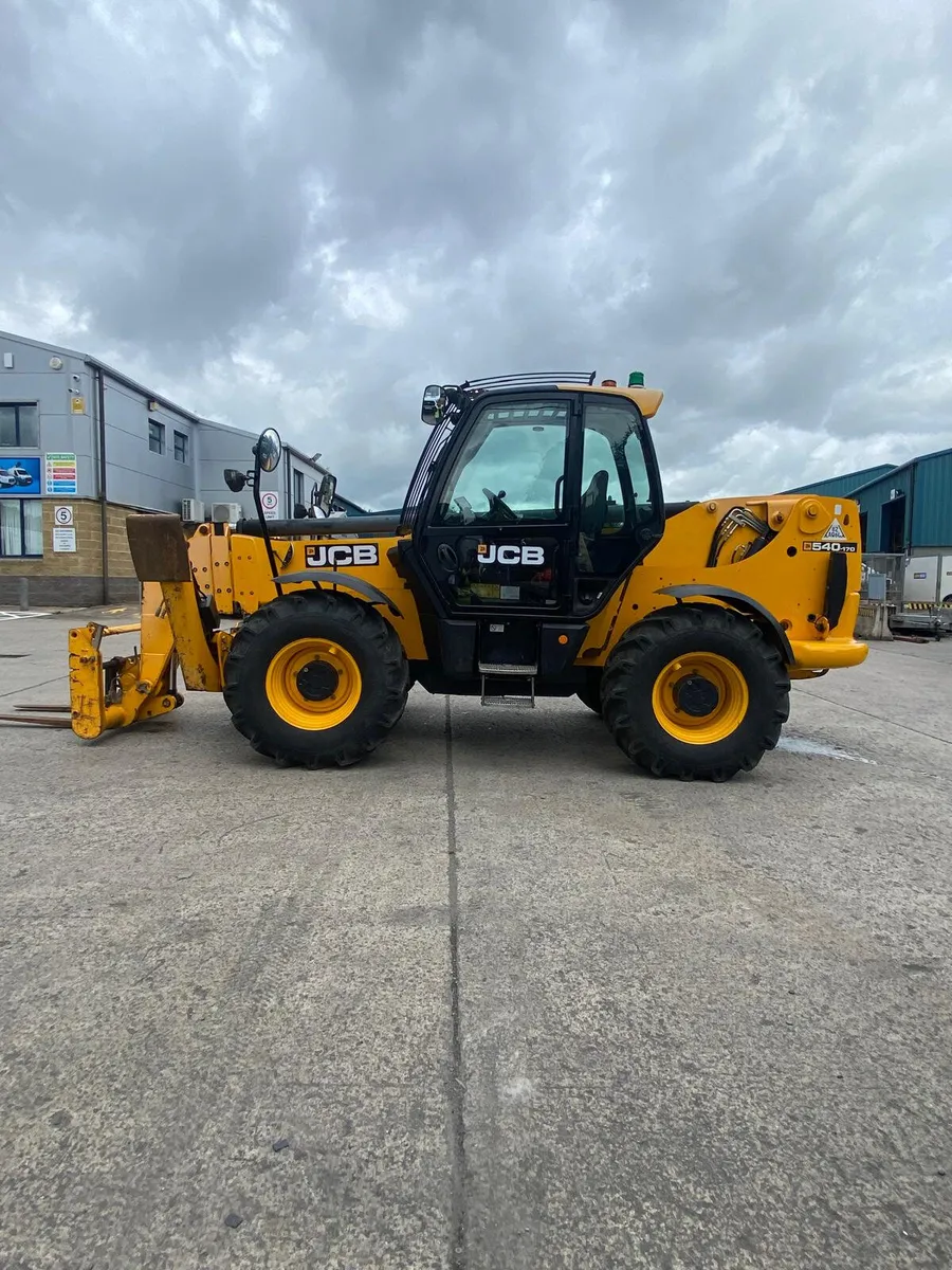 2017 JCB 540-170 17M TELESCOPIC FORKLIFT - Image 3