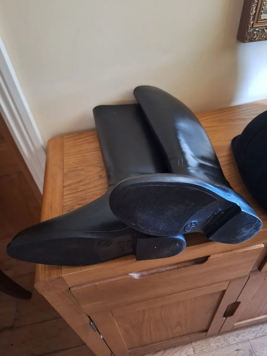 Horse Riding Boots & Hat - Image 2