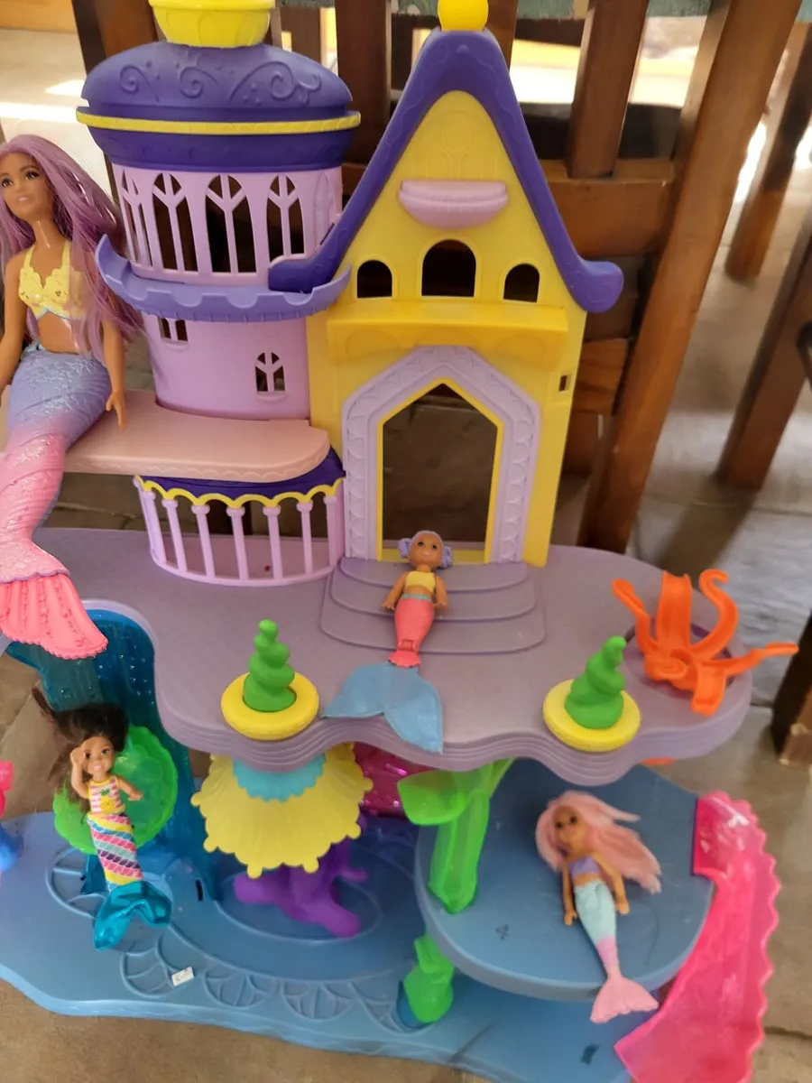 My Little Pony underwater castle toy - Image 1