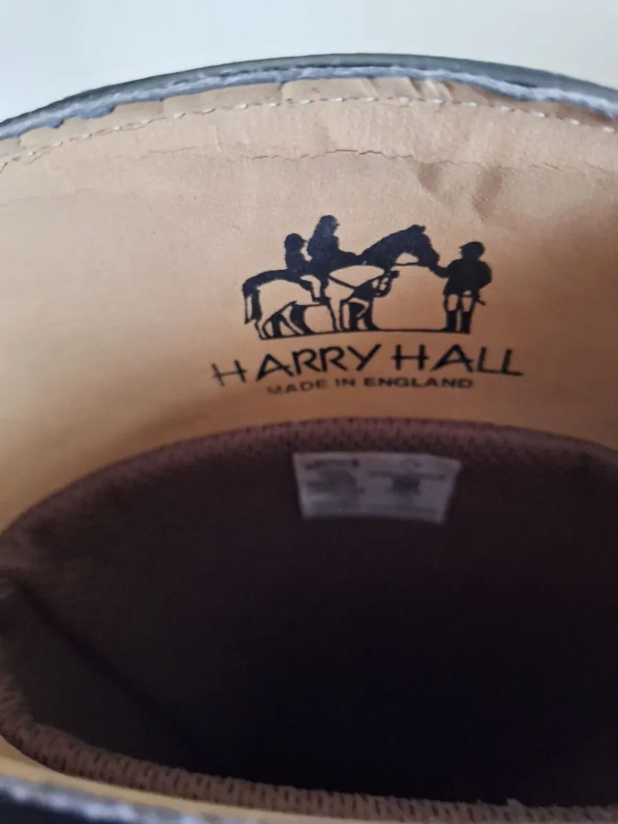 Horse Riding Boots & Hat - Image 4