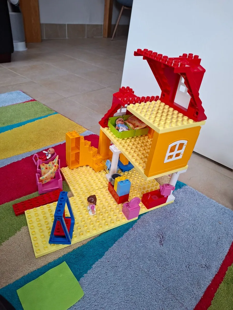 Toys and books - Image 4