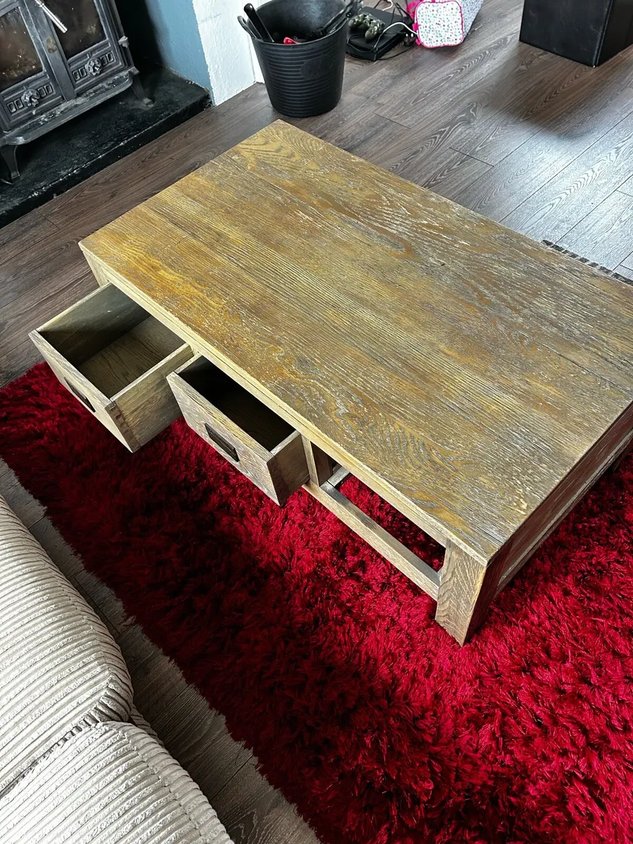 Wooden coffee table  3 draw - Image 1