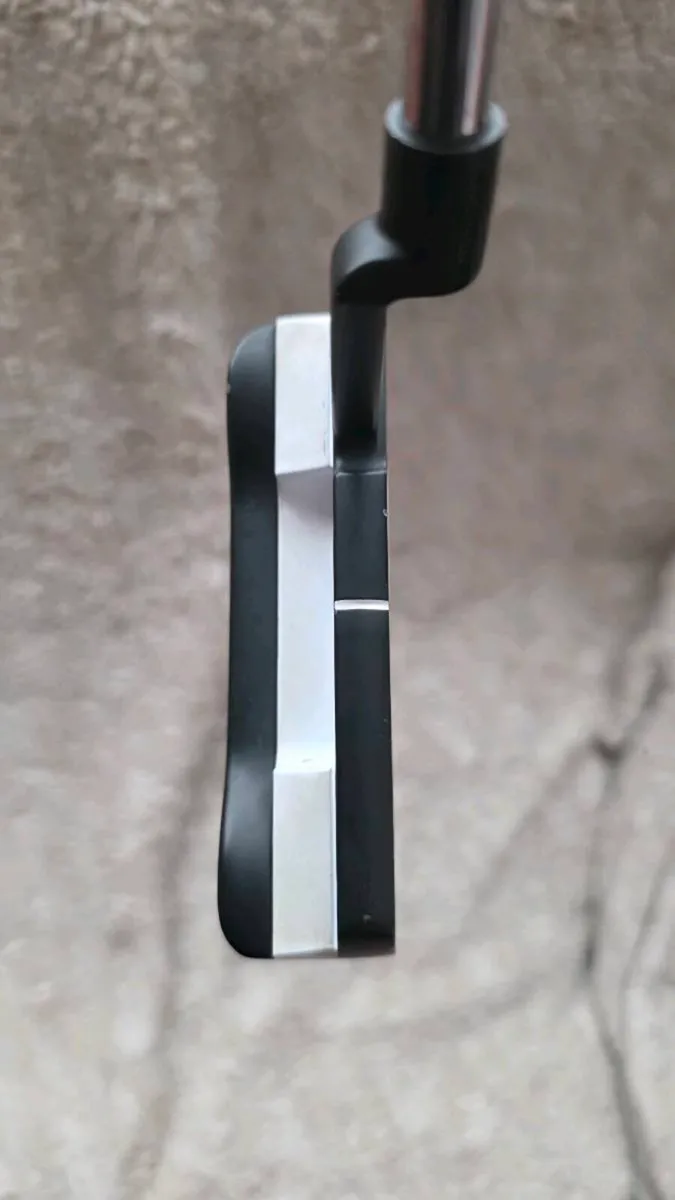 Odyssey versa putter - Image 2