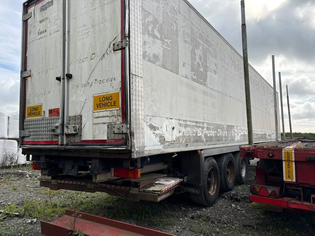 Box body lorry trailer — free to take away - Image 3