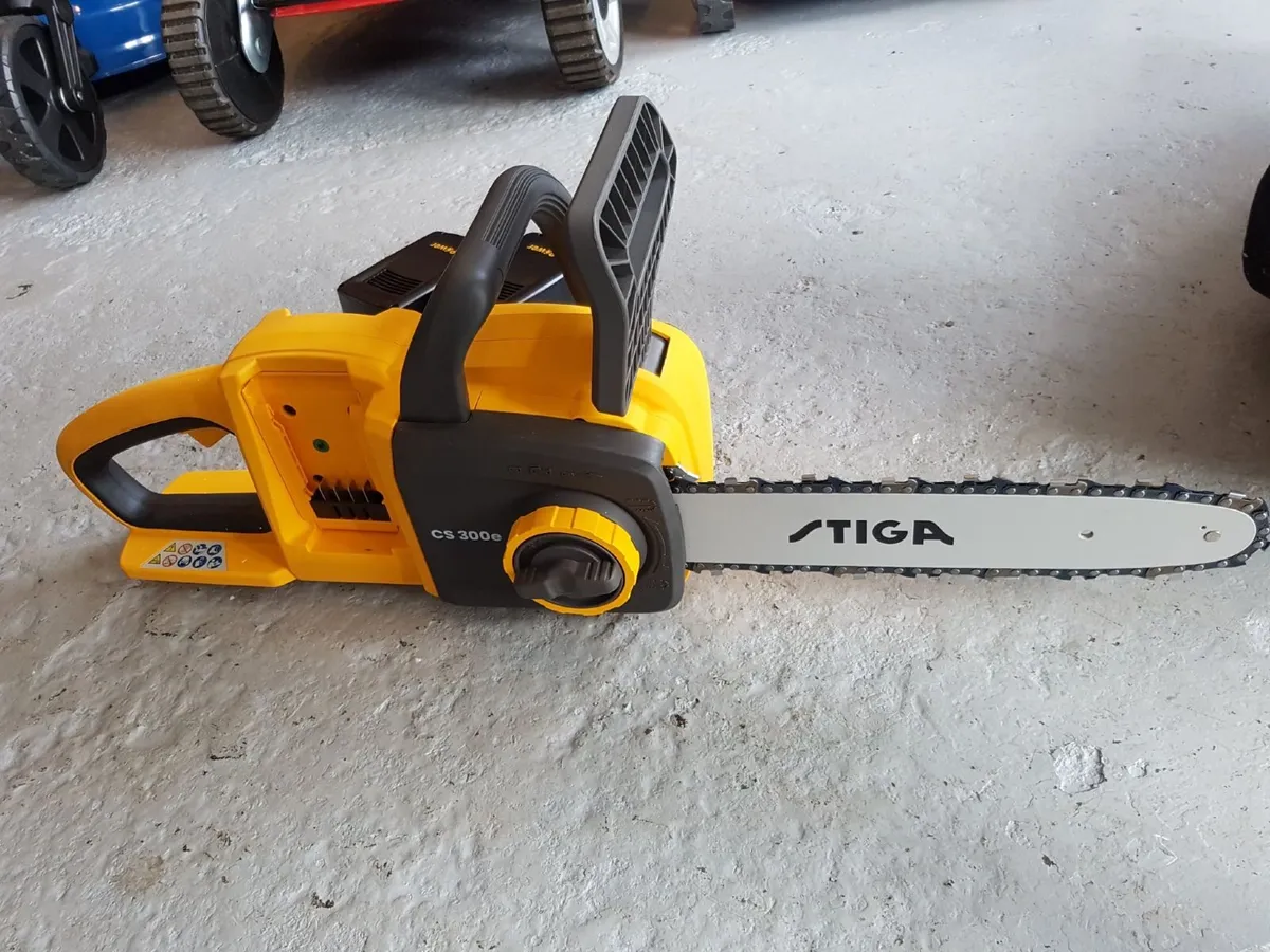 STIGA 12'' CHAINSAW - FOR SALE - Image 3