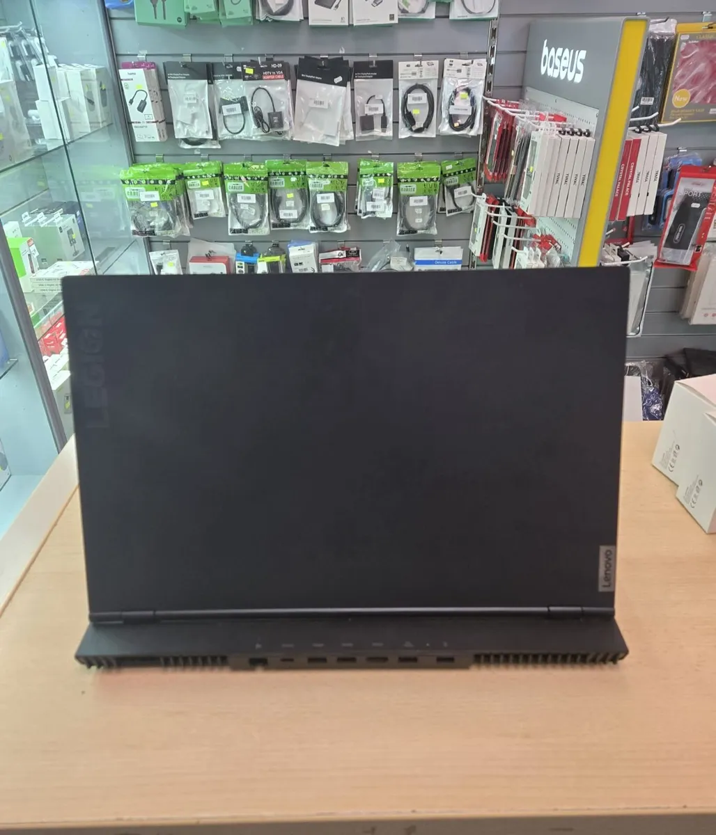 Lenovo Legion 5 15ACH6H - Image 4
