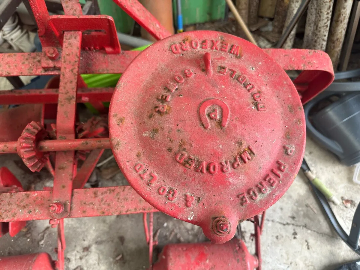 Old Spring time Cultivator/grubber A pierce & Co - Image 3