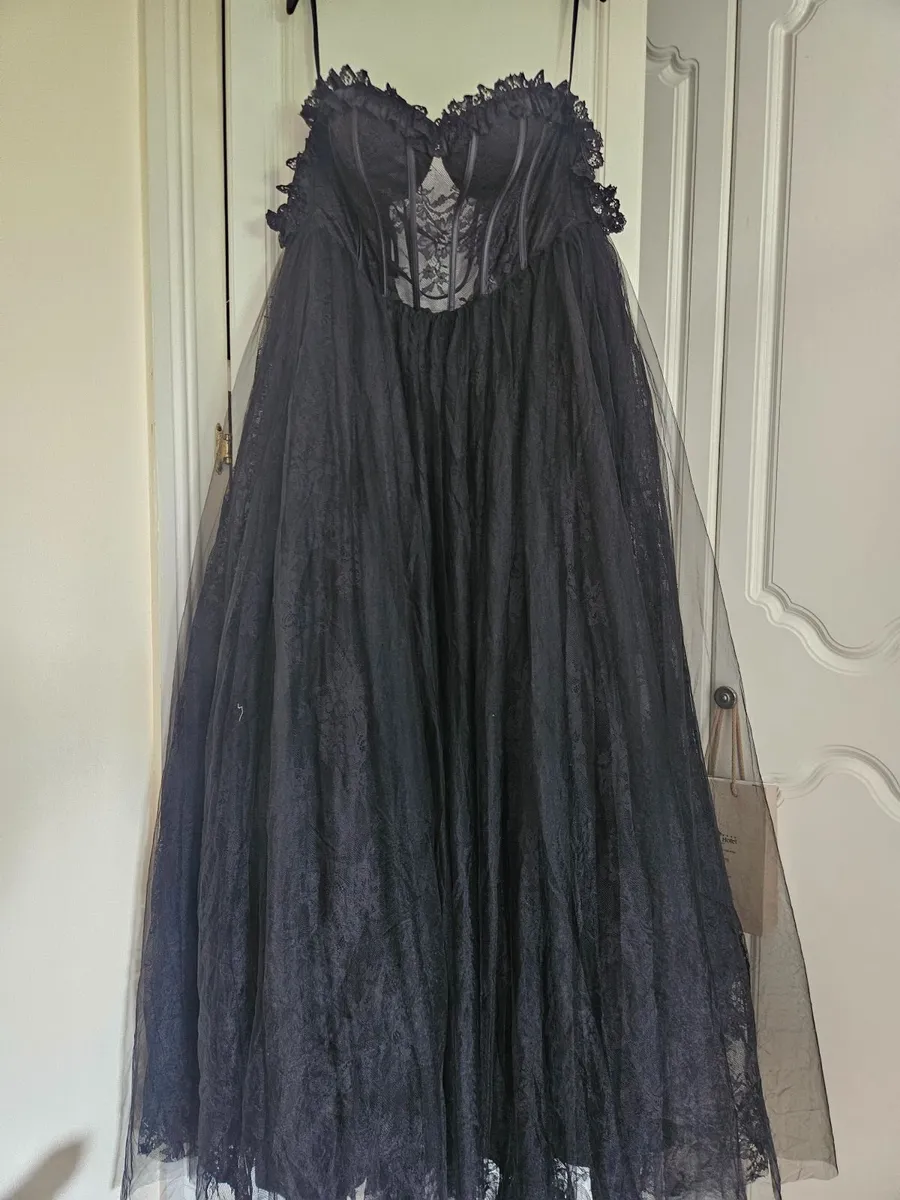 ✨ Elonna Black Lace Debs Dress – Size L – Brand Ne - Image 4