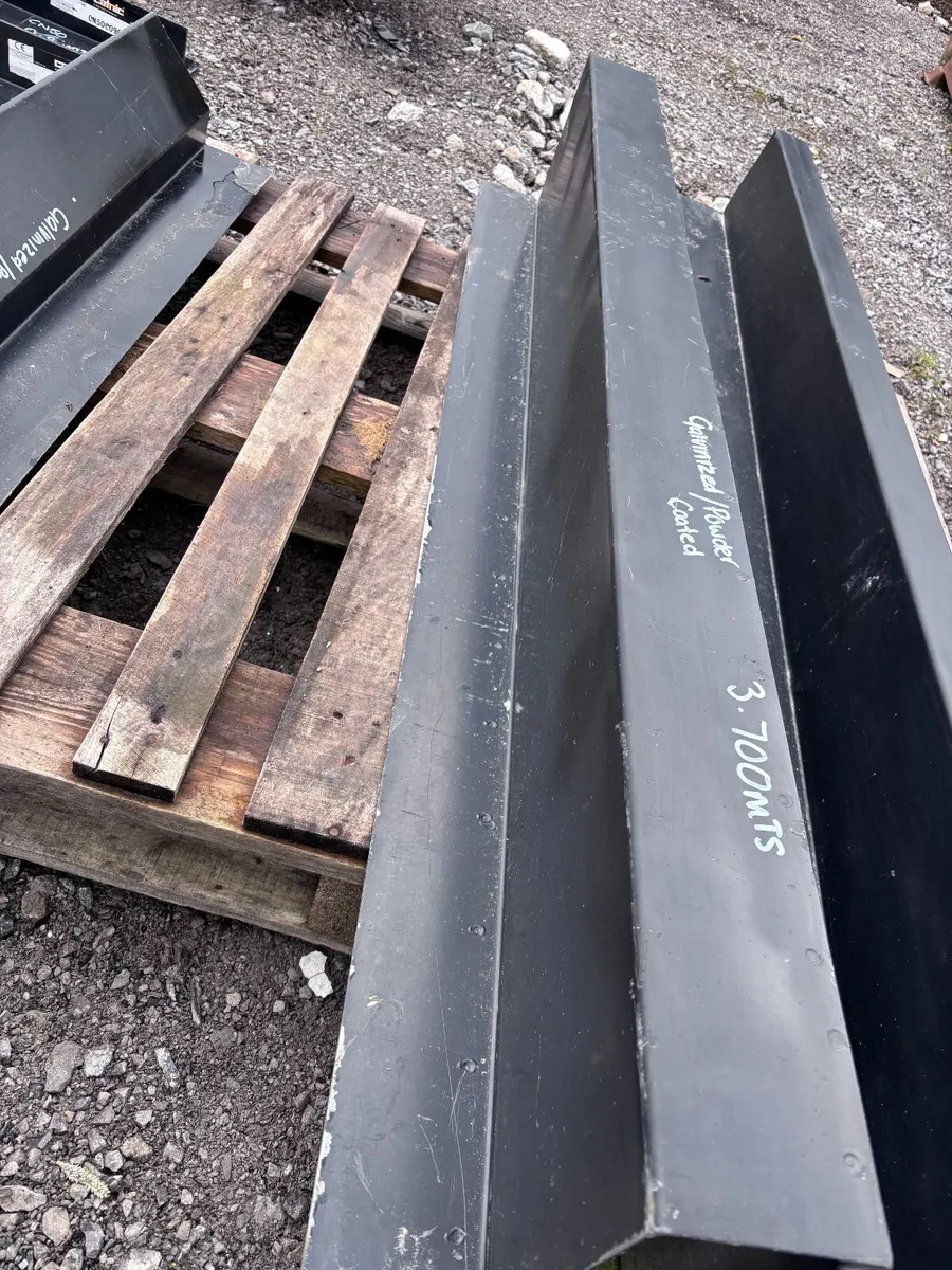 catnic lintels - Image 1