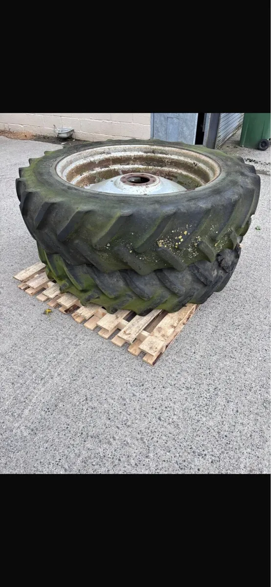 Tractor wheels & tyres - Image 2